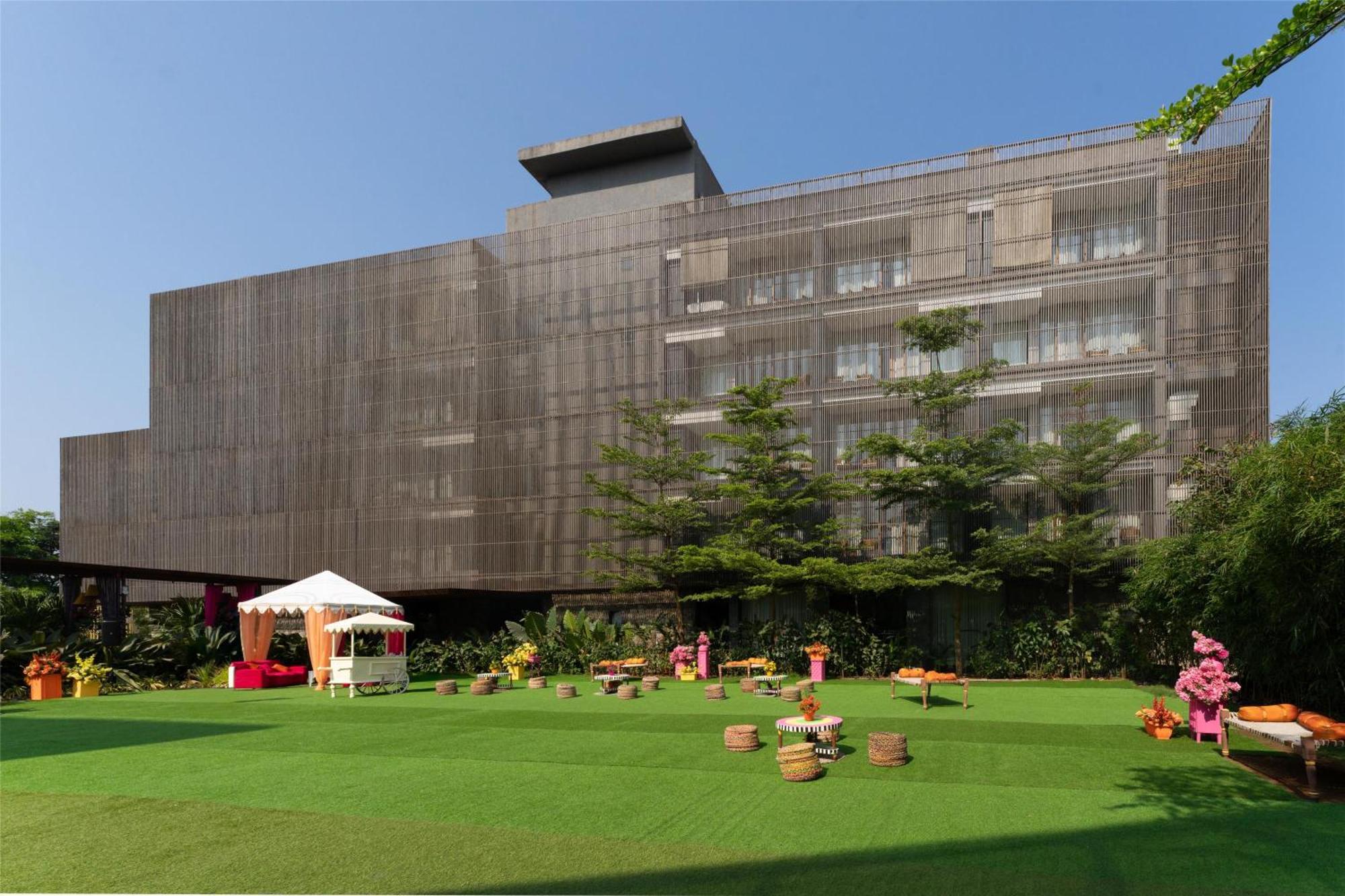 Radisson Resort And Spa Lonavala Εξωτερικό φωτογραφία
